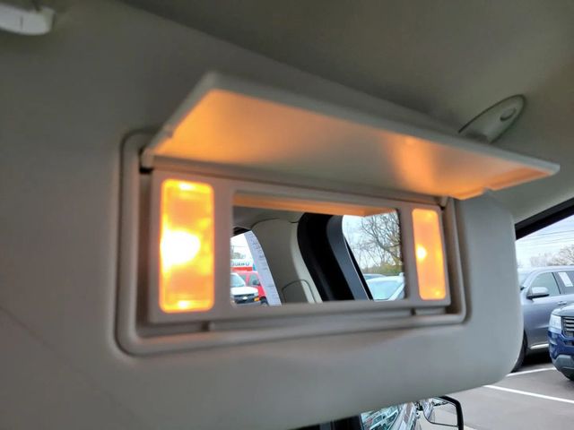 2016 Ford C-MAX Hybrid SE Wagon 4D - 22950009 - 31