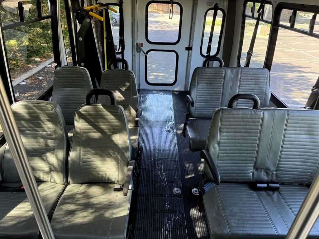 2016 Ford E350 Non-CDL 4 Wheelchair Shuttle Bus For Sale For Adults Seniors Medical Handicapped Transportation - 22417553 - 5