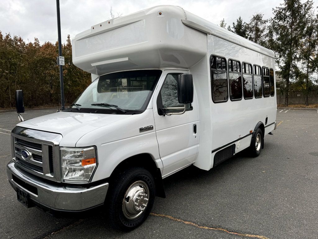 2016 Ford E350 Non-CDL Wheelchair Shuttle Bus For Sale  - 23064742 - 2