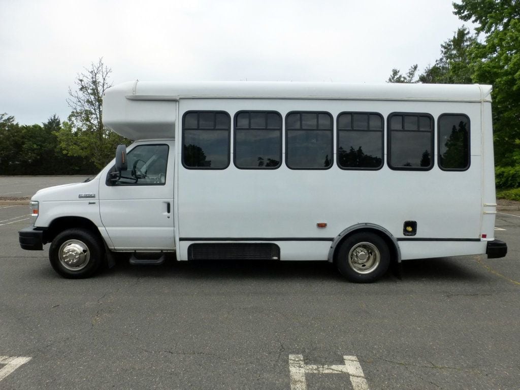 2016 Ford E350 Non-CDL Wheelchair Shuttle Bus For Sale For Adults Medical Transport Mobility ADA Handicapped - 22417552 - 3