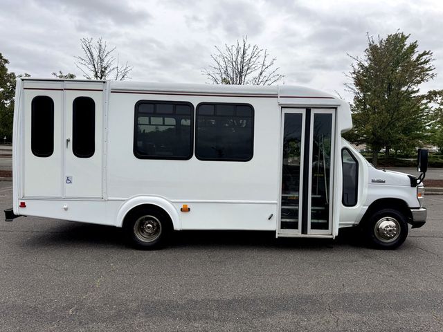 2016 Ford E350 Non-CDL Wheelchair Shuttle Bus For Sale For Adults Medical Transport Mobility ADA Handicapped - 23084160 - 4
