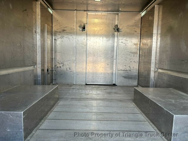 2016 Ford E350HD STEP  - 22989177 - 12