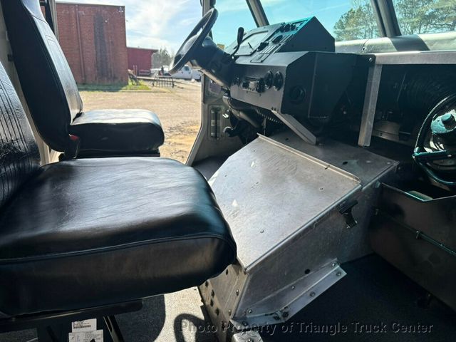 2016 Ford E350HD STEP  - 22989177 - 38