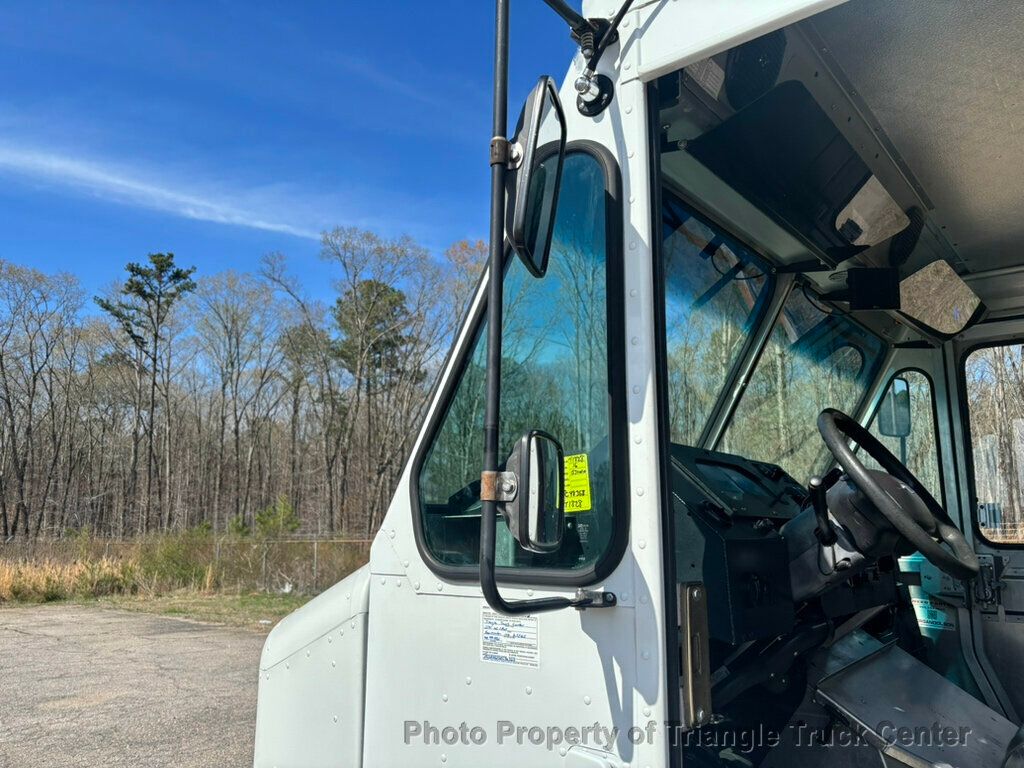 2016 Ford E350HD STEP  - 22989177 - 43