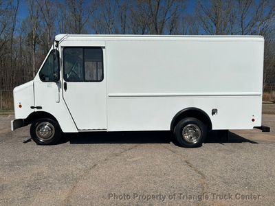 2016 Ford E350HD STEP RICH