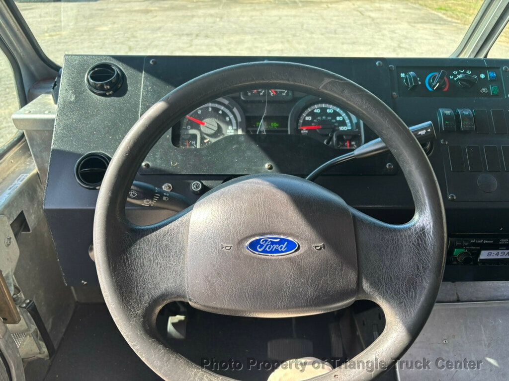 2016 Ford E350HD STEP RICH  - 22989177 - 26