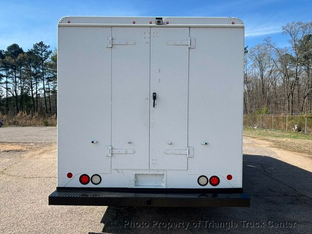 2016 Ford E350HD STEP RICH  - 22989177 - 6