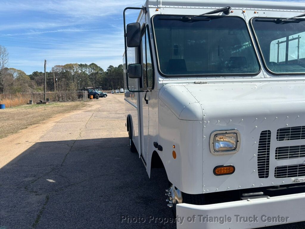 2016 Ford E350HD STEP VAN JUST 28k MILES! SUPER NICE UNIT! FINANCE OR LEASE! - 22989177 - 3