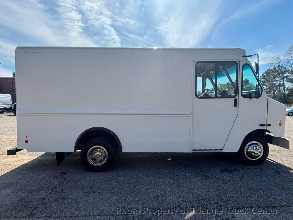 2016 Ford E350HD STEP VAN JUST 28k MILES! SUPER NICE UNIT! FINANCE OR LEASE! - 22989177 - 4