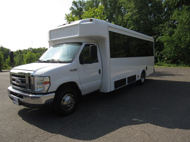 2016 Ford E450 22 Passenger Bus w-Luggage Glaval Universal - 21953535 - 19