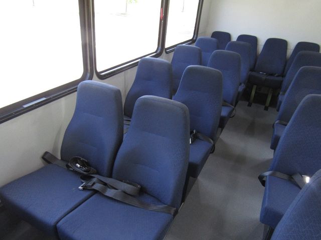 2016 Ford E450 22 Passenger Bus w-Luggage Glaval Universal - 21953535 - 25