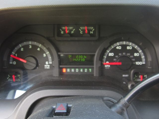 2016 Ford E450 22 Passenger Bus w-Luggage Glaval Universal - 21953535 - 30