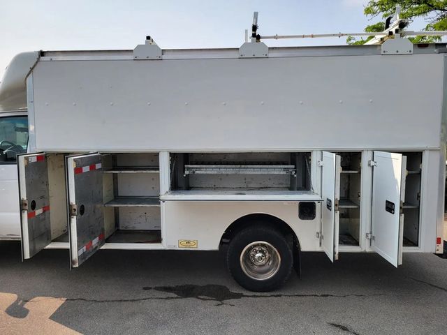 2016 Ford E450 Super Duty Cutaway Cutaway Van 2D - 22924031 - 8