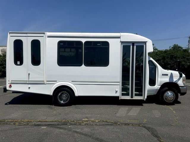 2016 Ford E450 Wheelchair Shuttle Bus w/Lift 38k Miles For Adults Churches Seniors & Handicapped Transport - 22470848 - 12
