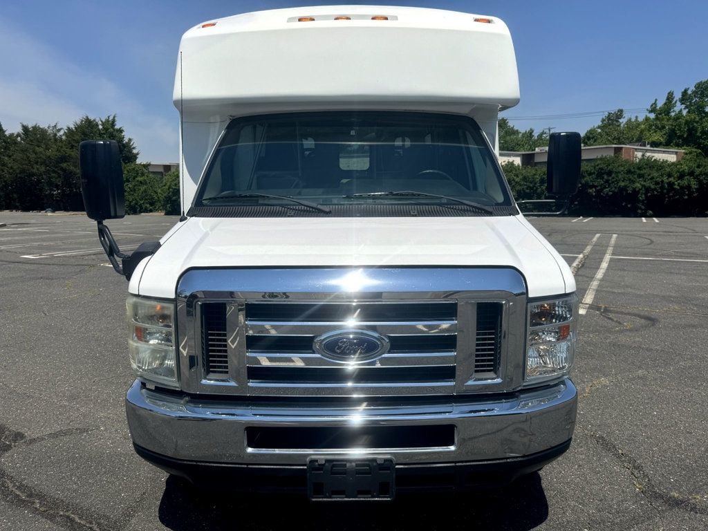 2016 Ford E450 Wheelchair Shuttle Bus w/Lift 38k Miles For Adults Churches Seniors & Handicapped Transport - 22470848 - 1