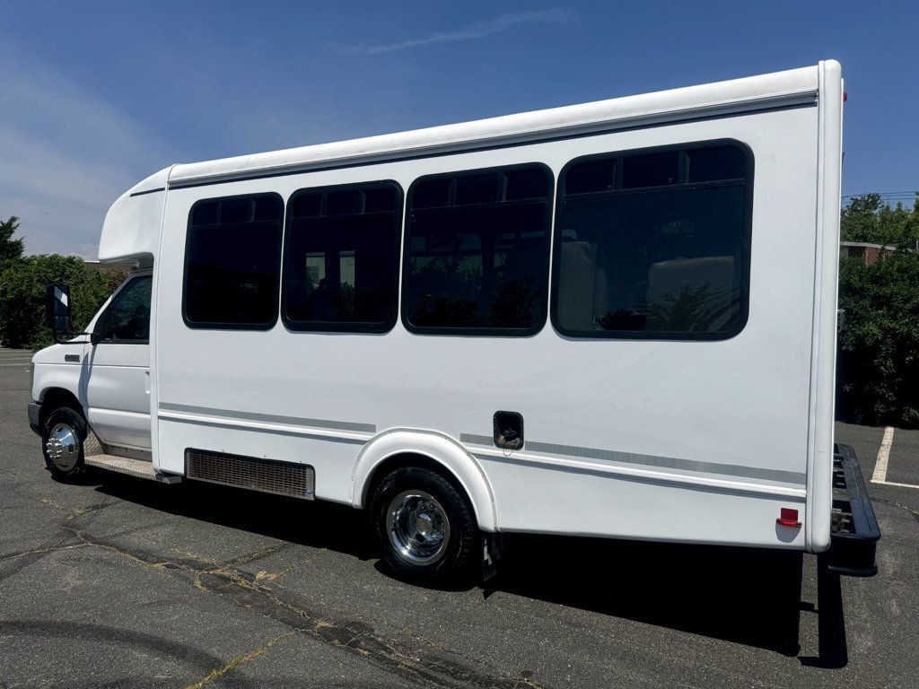 2016 Ford E450 Wheelchair Shuttle Bus w/Lift 38k Miles For Adults Churches Seniors & Handicapped Transport - 22470848 - 4