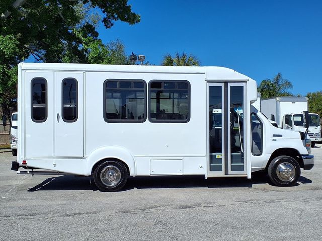 2016 Ford Econoline Commercial Cutaway 10 +2 Passenger Shuttle Bus w/Wheelchair - 23000946 - 2