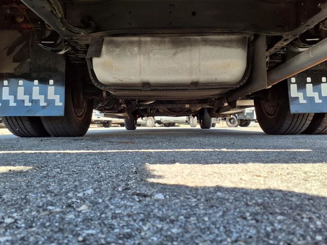 2016 Ford Econoline Commercial Cutaway 10 +2 Passenger Shuttle Bus w/Wheelchair - 23000946 - 31