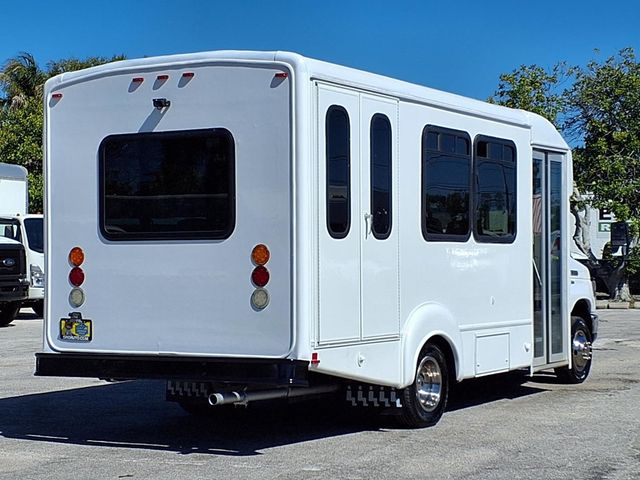 2016 Ford Econoline Commercial Cutaway 10 +2 Passenger Shuttle Bus w/Wheelchair - 23000946 - 3