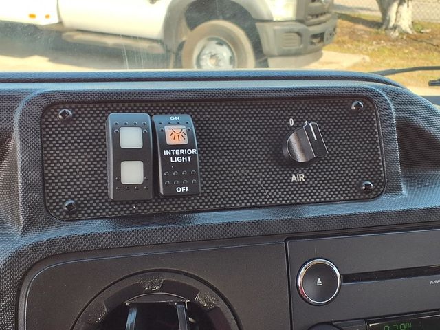 2016 Ford Econoline Commercial Cutaway 10 Passenger Shuttle Bus - 22986515 - 26