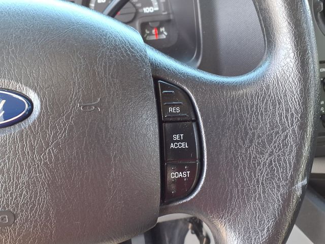 2016 Ford Econoline Commercial Cutaway 10 Passenger Shuttle Bus - 22986515 - 28