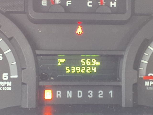 2016 Ford Econoline Commercial Cutaway 10 Passenger Shuttle Bus - 22986515 - 30