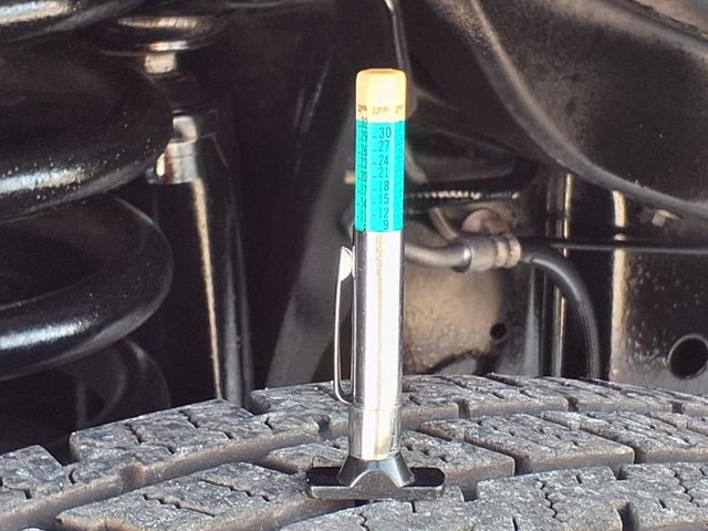 2016 Ford Econoline Commercial Cutaway 10 Passenger Shuttle Bus - 22986515 - 37