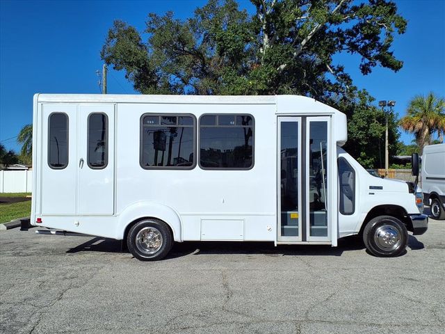 2016 Ford Econoline Commercial Cutaway 11 +2 Passenger Shuttle Bus w/Wheelchair - 22928307 - 1