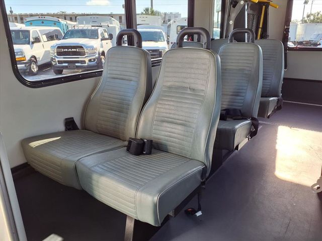 2016 Ford Econoline Commercial Cutaway 11 Passenger Shuttle Bus w/Wheelchair - 22928307 - 17