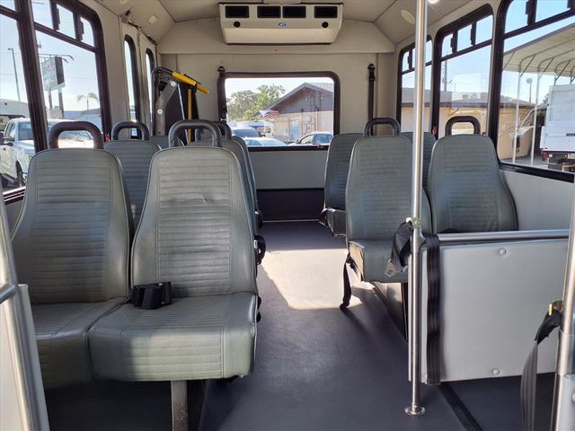 2016 Ford Econoline Commercial Cutaway 11 Passenger Shuttle Bus w/Wheelchair - 22928307 - 18