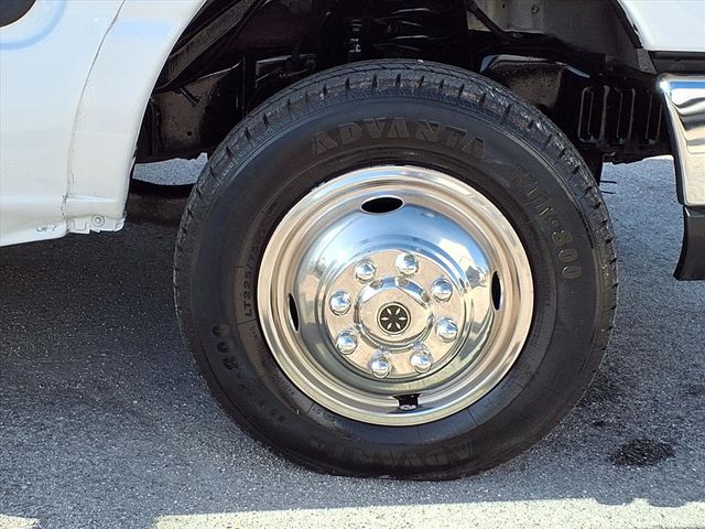 2016 Ford Econoline Commercial Cutaway 11 Passenger Shuttle Bus w/Wheelchair - 22928307 - 41