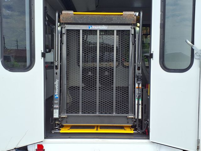 2016 Ford Econoline Commercial Cutaway 11 Passenger Shuttle Bus w/Wheelchair - 23058093 - 9