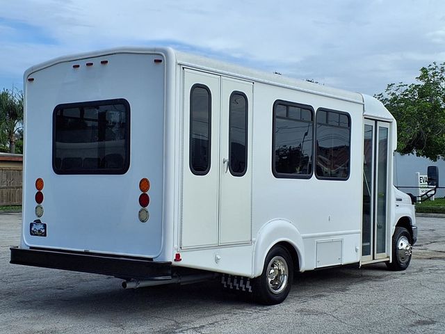 2016 Ford Econoline Commercial Cutaway 11 Passenger Shuttle Bus w/Wheelchair - 23058093 - 2