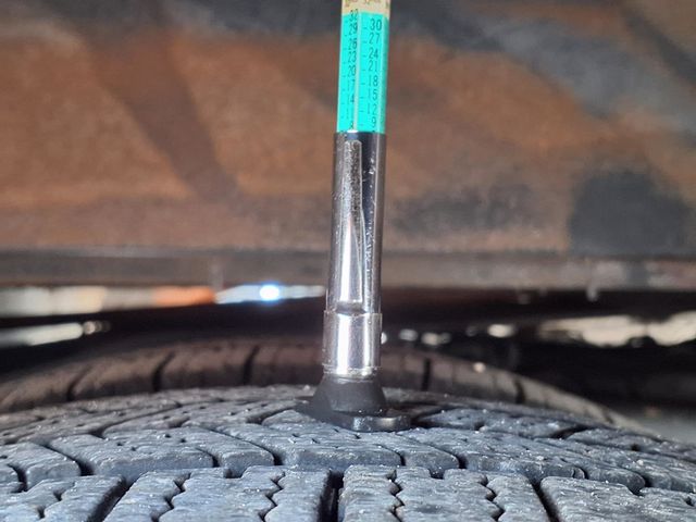 2016 Ford Econoline Commercial Cutaway 11 Passenger Shuttle Bus w/Wheelchair - 23058093 - 43