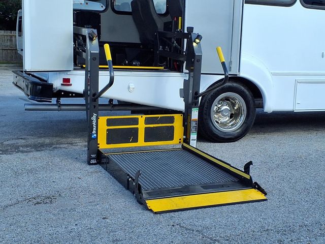 2016 Ford Econoline Commercial Cutaway 11 Passenger w/Wheelchair - 23038798 - 12