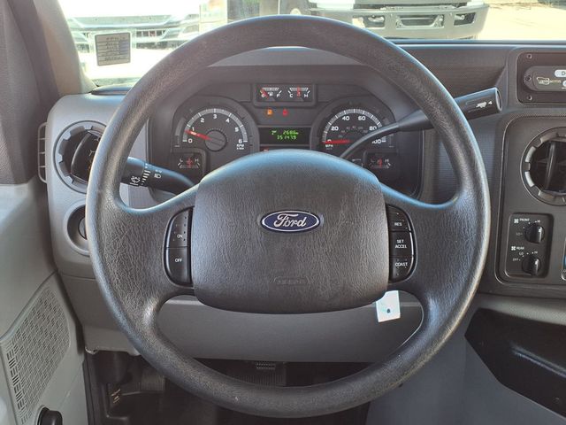2016 Ford Econoline Commercial Cutaway 11 Passenger w/Wheelchair - 23038798 - 36