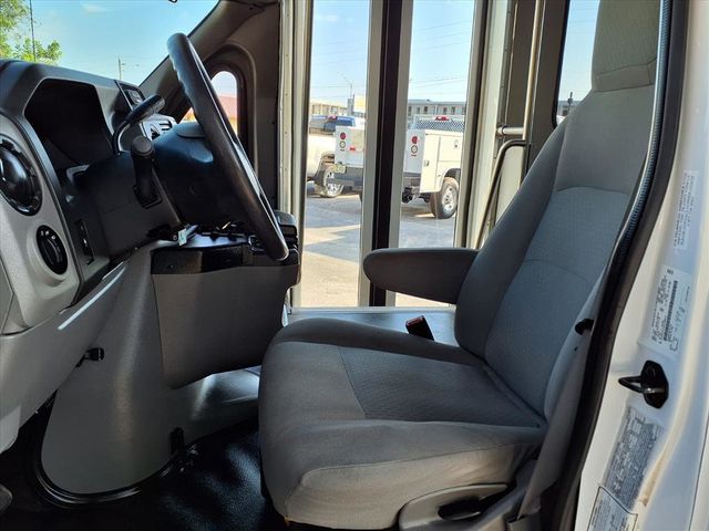 2016 Ford Econoline Commercial Cutaway 13 Passenger Shuttle Bus w/Wheelchair - 22935500 - 82