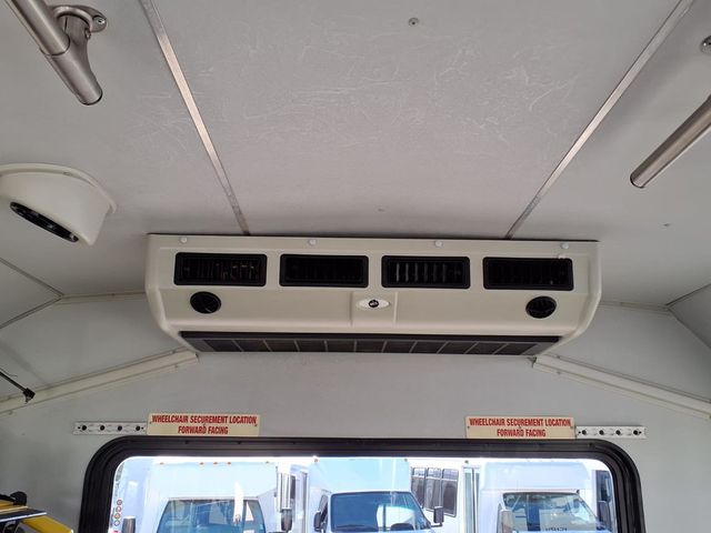 2016 Ford Econoline Commercial Cutaway 13 Passenger Shuttle Bus w/Wheelchair - 23030702 - 19