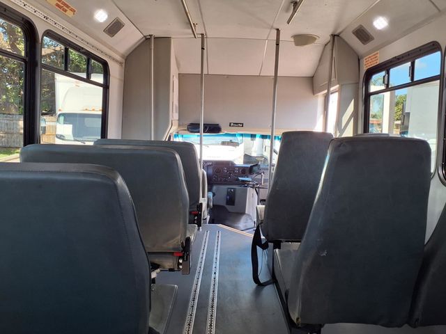 2016 Ford Econoline Commercial Cutaway 13 Passenger Shuttle Bus w/Wheelchair - 23030702 - 20