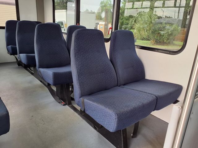 2016 Ford Econoline Commercial Cutaway 15 Passenger Shuttle Bus - 23091472 - 10