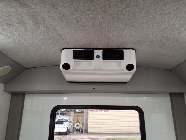2016 Ford Econoline Commercial Cutaway 15 Passenger Shuttle Bus - 23091472 - 14