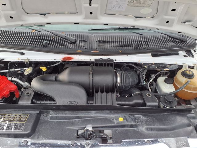 2016 Ford Econoline Commercial Cutaway 15 Passenger Shuttle Bus - 23091472 - 24