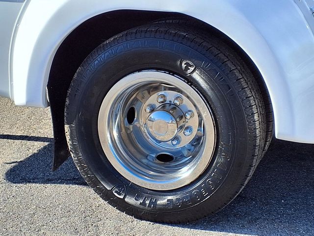 2016 Ford Econoline Commercial Cutaway 25 Passenger Shuttle Bus - 22999356 - 35