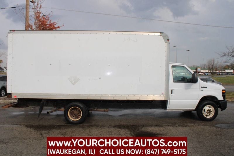 2016 Ford Econoline Commercial Cutaway E 350 SD 2dr 176 in. WB DRW Cutaway Chassis - 22653110 - 3