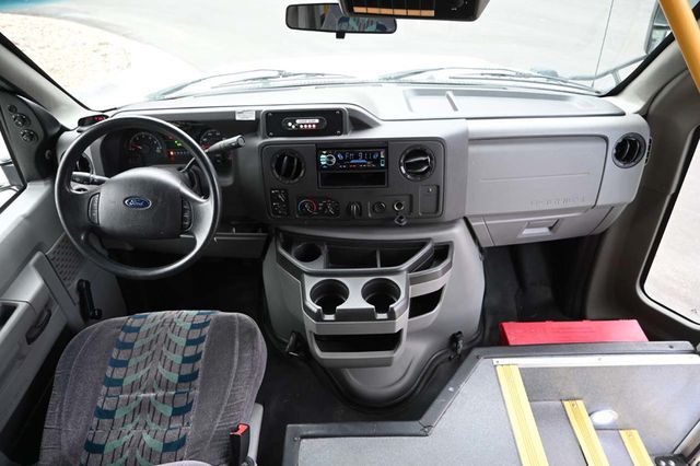 2016 Ford Econoline Commercial Cutaway E-350 SD Mobility Handicap Shuttle Bus - 22997335 - 28