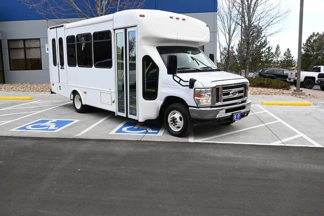2016 Ford Econoline Commercial Cutaway E-350 SD Mobility Handicap Shuttle Bus - 22997335 - 2