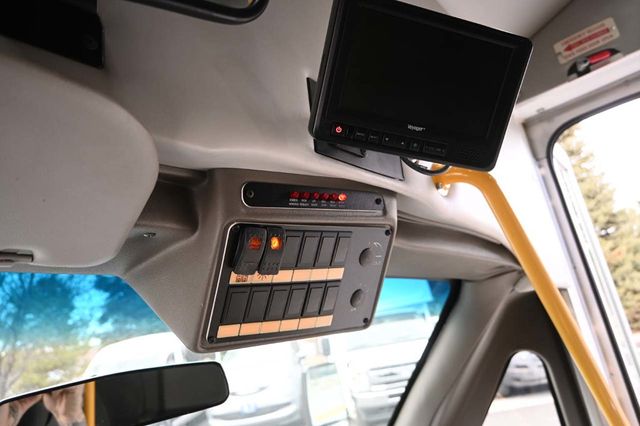 2016 Ford Econoline Commercial Cutaway E-350 SD Mobility Handicap Shuttle Bus - 22997335 - 36