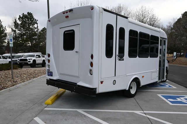 2016 Ford Econoline Commercial Cutaway E-350 SD Mobility Handicap Shuttle Bus - 22997335 - 5