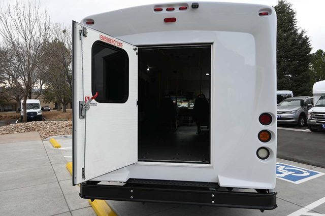 2016 Ford Econoline Commercial Cutaway E-350 SD Mobility Handicap Shuttle Bus - 23012812 - 25