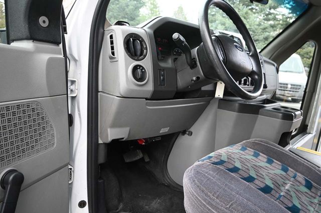 2016 Ford Econoline Commercial Cutaway E-350 SD Mobility Handicap Shuttle Bus - 23012812 - 34